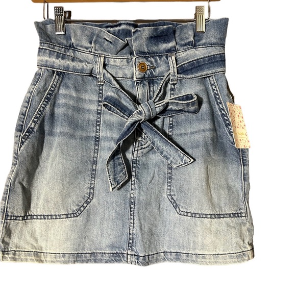 FREE PEOPLE NWT Jean Mini skirt SIZE:0 - Picture 2 of 12